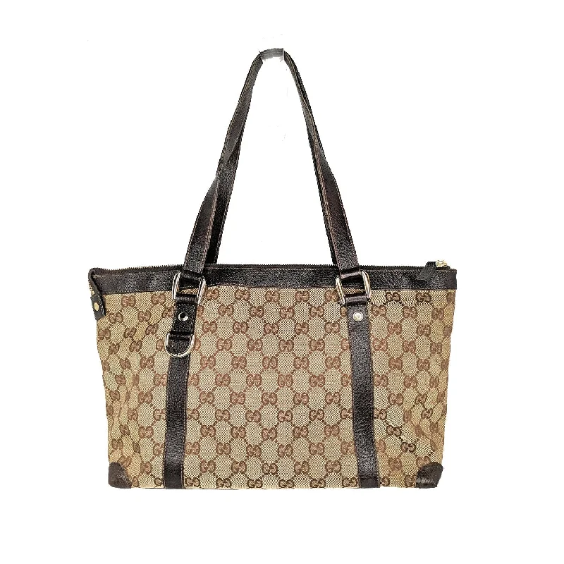 Gucci tote bags for women with a spacious interiorGucci Medium GG Supreme Canvas Abbey Tote