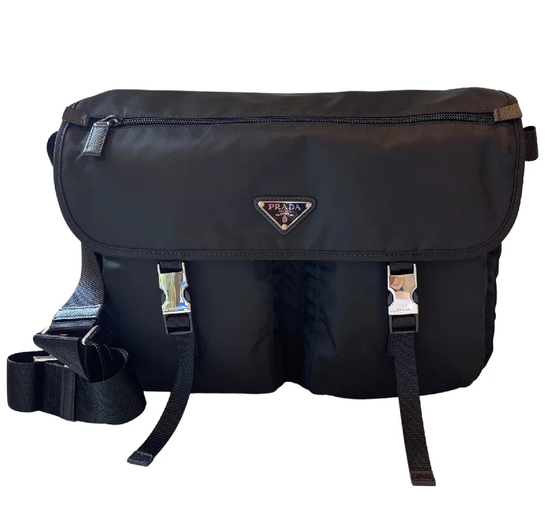 Ladies Prada shoulder bags with a wide - width strap for enhanced comfortPrada Re-edition Black Vela Nylon Messenger Bag