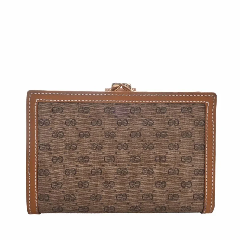 Gucci Marmont bags for women with a snakeskin - effect panelGUCCI Micro GG Old Bifold Wallet 035 904 0268 Beige Ladies