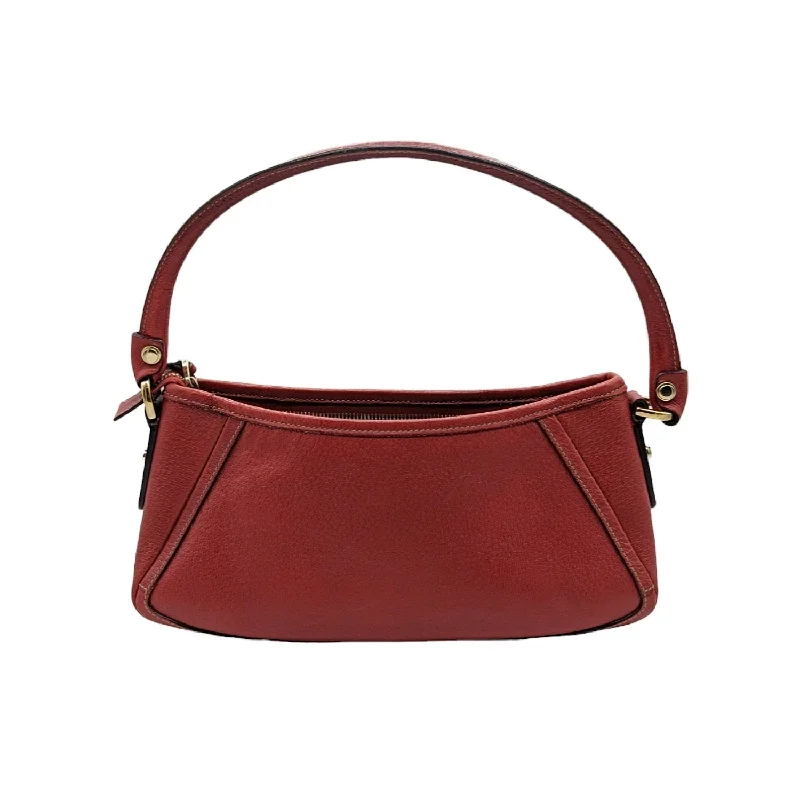 Women Gucci bags with a detachable mirror insideGucci Red Leather Abbey D-Ring Pochette