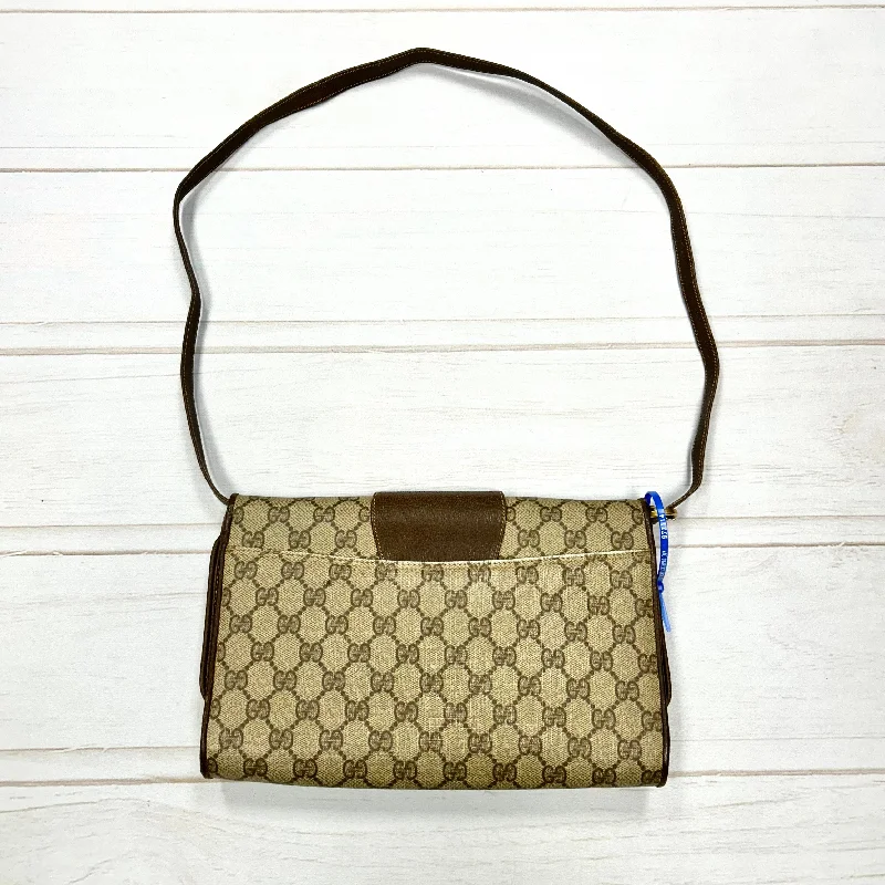 Gucci Marmont bags for women with quilted leather exteriorsCrossbody Luxury Designer By Gucci  Size: Medium