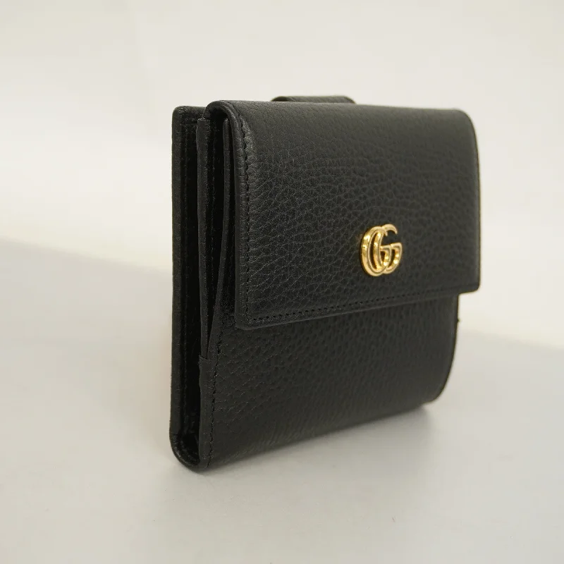 Women Gucci bags with interlocking G hardware for a classic lookGUCCIAuth  GG Marmont Gold Hardware 456122 Women's Leather Wallet Black