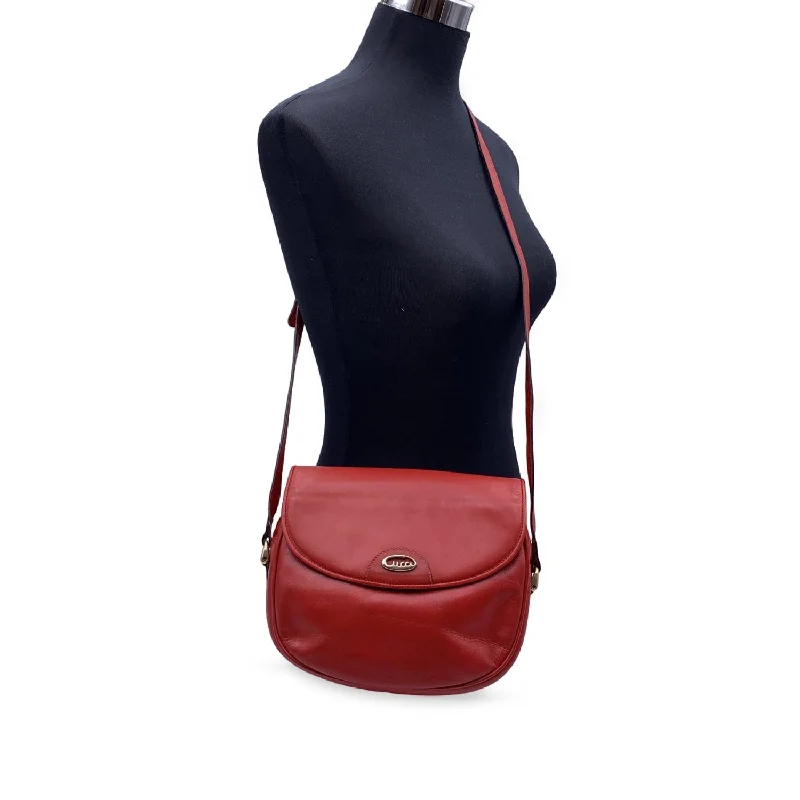 Women Gucci bags with a front - flap pocket for quick - access itemsGucci Crossbody Bag Vintage n.a.