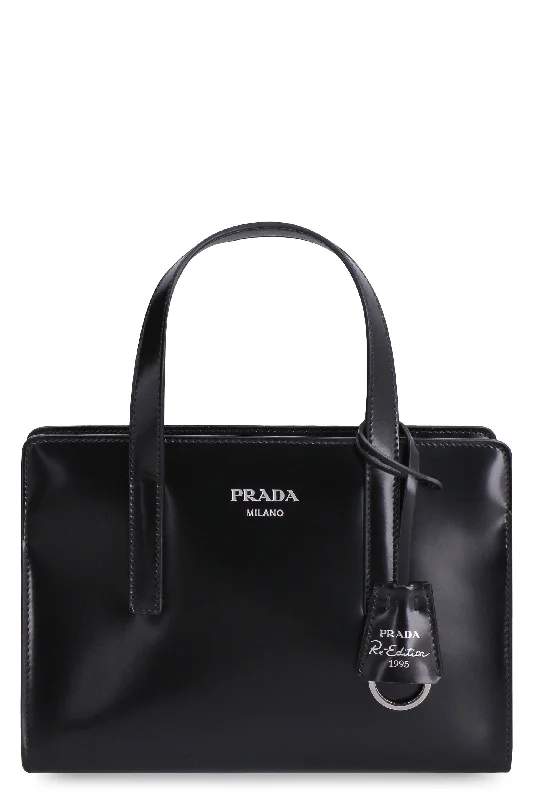 Prada Cleo bags with a detachable coin purse for added functionalityPRADA RE-EDITION 1995 MINI HANDBAG