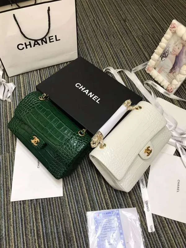 Chanel Lightweight Handbag for Daily ErrandsBC - CHANEL Bags - 611