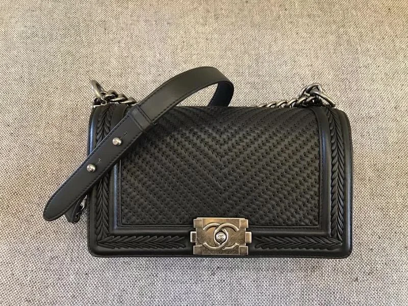 Chanel Lightweight Handbag for Daily ErrandsBC - CHANEL Bags - 641