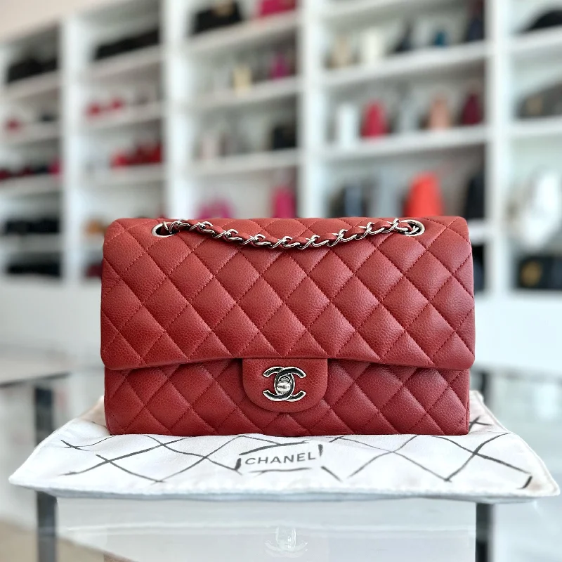 Chanel Quilted Leather Shoulder Bag for Fashionistas*Caviar* Caviar Medium 25CM Quilted Red SHW No 14