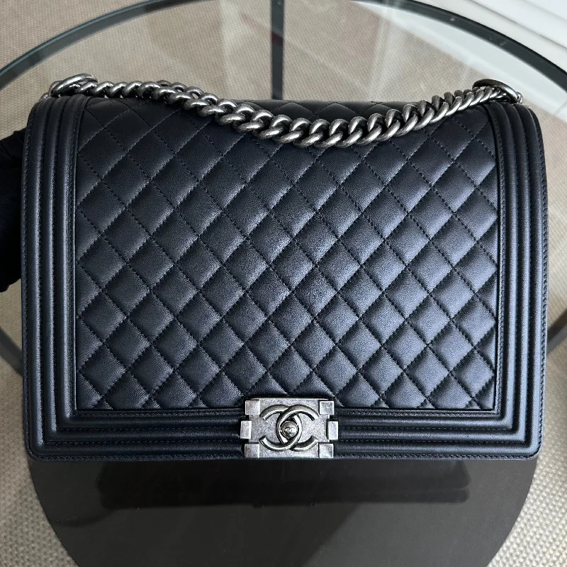 Chanel Small Crossbody Bag for TravelBoy Large 30CM Quilted Lambskin Black RSHW No 16