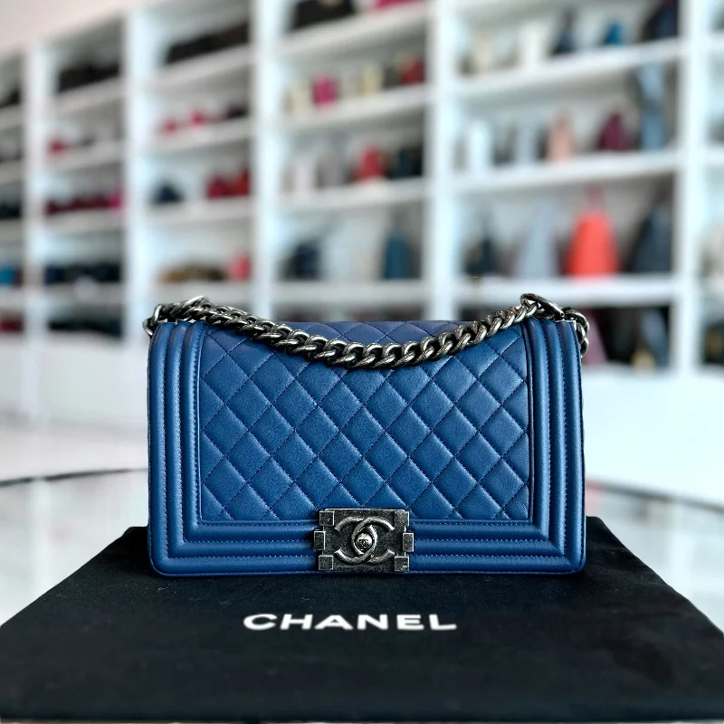 Chanel Handbag with Adjustable Strap for ComfortBoy Old Medium 25CM Quilted Lambskin Leboy Dark Blue RSHW No 23