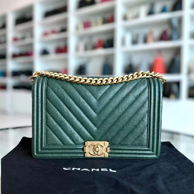 Chanel Handbag with Adjustable Strap for ComfortCaviar Boy New Medium 28CM Chevron Calfskin Leboy Dark Green GHW No 26