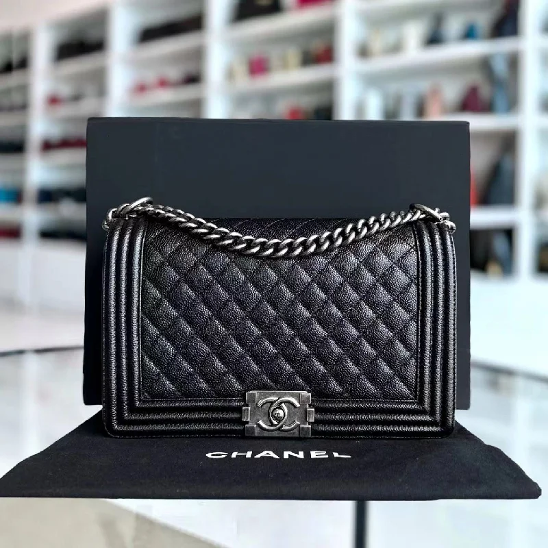 Chanel Black Handbag for Business MeetingsCaviar Boy New Medium 28CM Quilted Grained Calfskin Leboy Black Silver Hardware Series 20