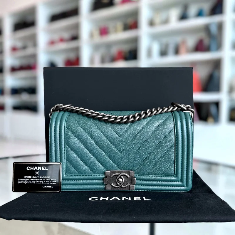 Chanel Designer Handbag with Unique DesignCaviar Boy Old Medium 25CM Chevron Green Blue Leboy RSHW No 24