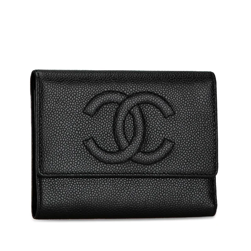 Chanel Limited Edition Handbag for CollectorsChanel CC Caviar Bifold Wallet (o2VjHL)