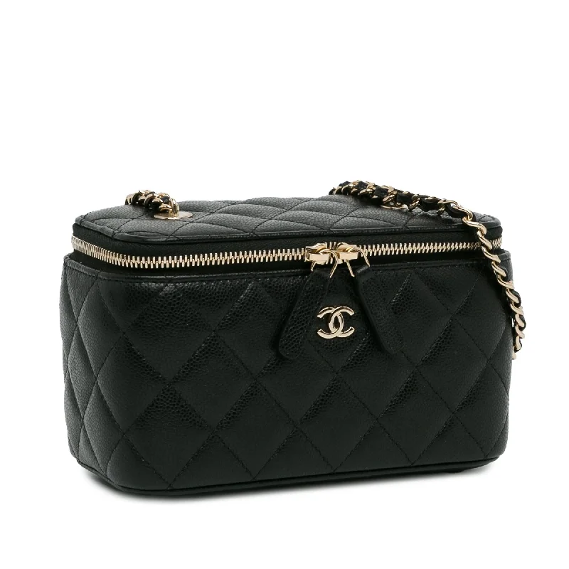 Chanel Limited Edition Handbag for CollectorsChanel CC Caviar Leather Vanity Bag (iQhxBP)