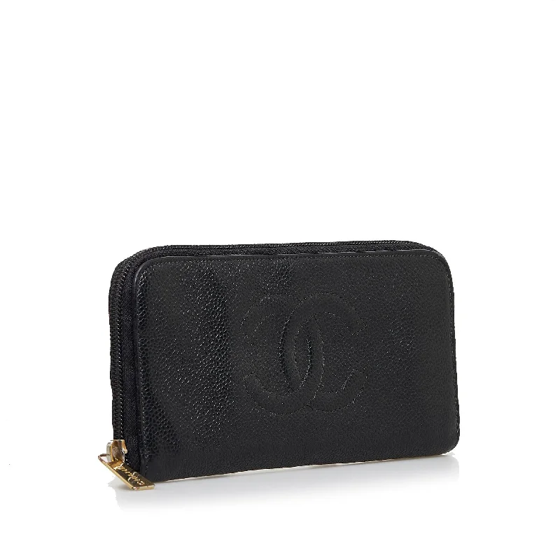 Chanel All - Match Handbag for Versatile StylingChanel CC Caviar Zip Around Wallet (1h3DnJ)