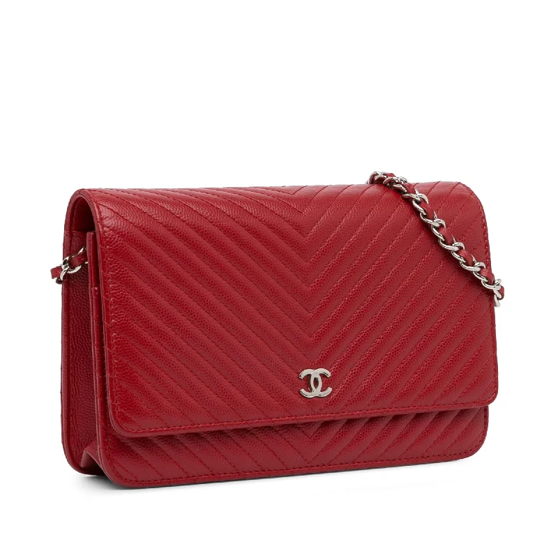 Chanel Classic Flap Bag for Evening PartyChanel CC Chevron Caviar Wallet On Chain (JxT8UF)