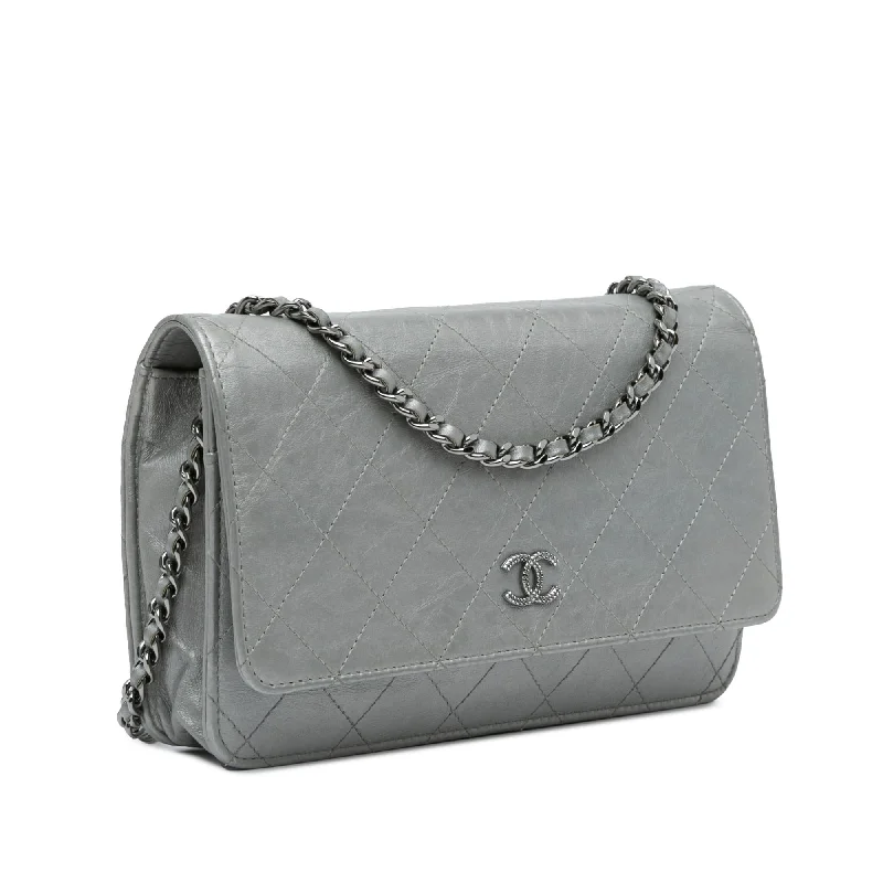 Chanel Limited Edition Handbag for CollectorsChanel CC Quilted Aged Calfskin Wallet On Chain (x0Wgqd)