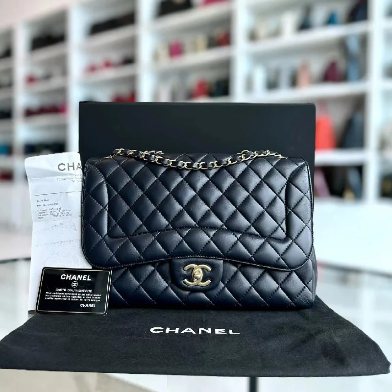 Chanel Luxury Handbag for High - End EventsChic Flap Jumbo Quilted Calfskin Dark Blue Golden Hardware Series 21