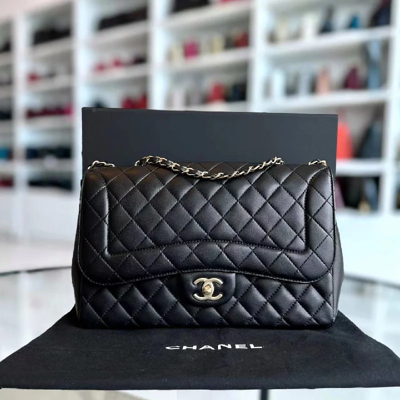 Chanel Vintage Inspired Handbag for Retro LoversMademoiselle Chic Seasonal Flap Jumbo 30CM Quilted Lambskin Black GHW No 21