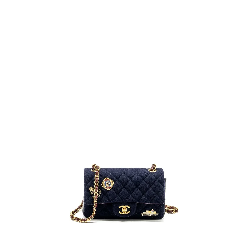 Chanel Medium Tote Bag for Office LadiesChanel Mini Rectangular Flap bag fabric / lambskin navy GHW