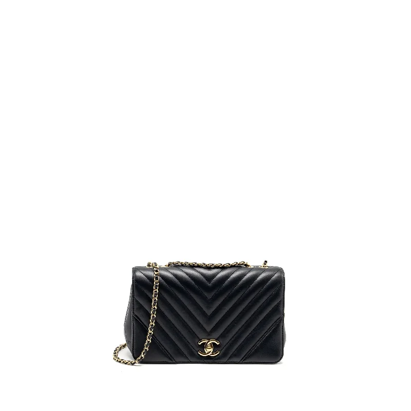 Chanel Vintage Inspired Handbag for Retro LoversChanel Seasonal Chevron Flap Bag Calfskin Dark Navy LGHW