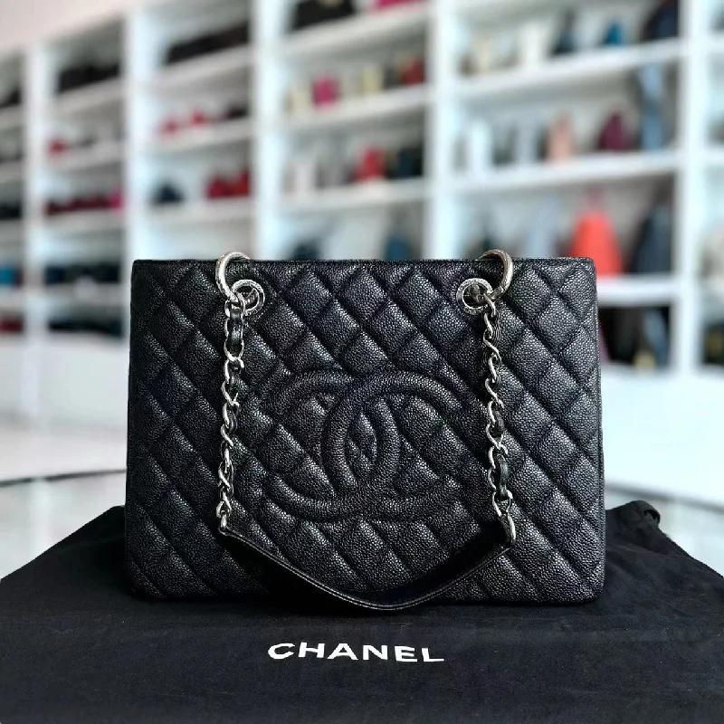 Chanel Chain Strap Handbag for Everyday UseCaviar GST Grand Shopping Tote Quilted Calfskin Black Silver Hardware