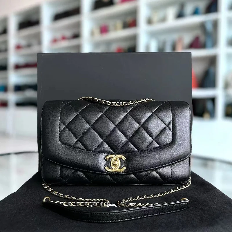 Chanel Limited Edition Handbag for Collectors*Modern Reissue 2015* Diana 28CM Quilted Lambskin Black Golden Hardware Series 20