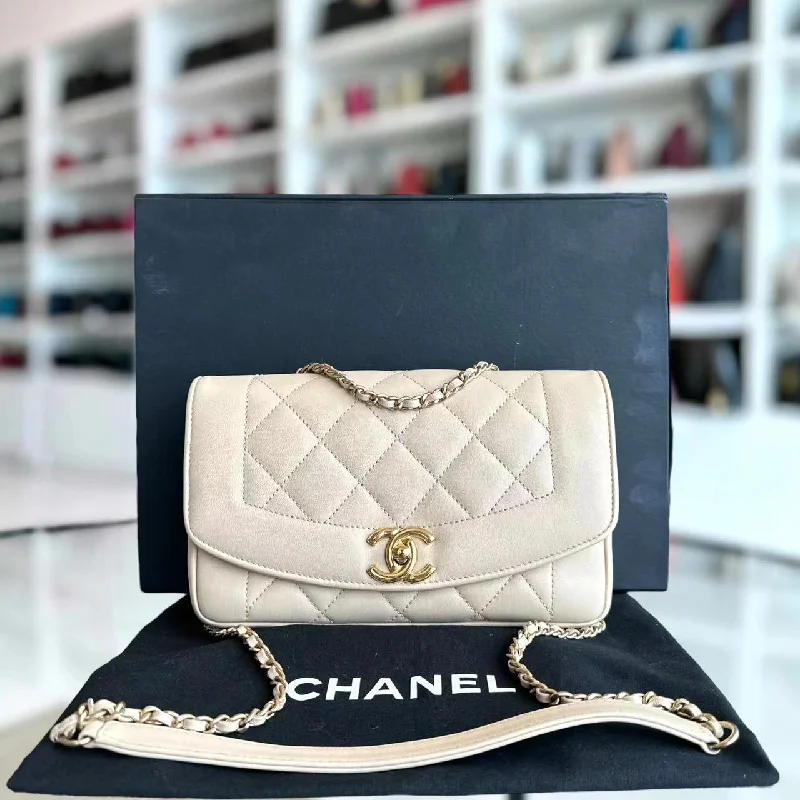 Chanel Designer Handbag with Unique Design*Modern Reissue 2015* Diana Small 22CM Quilted Lambskin Beige Golden Hardware Series 20