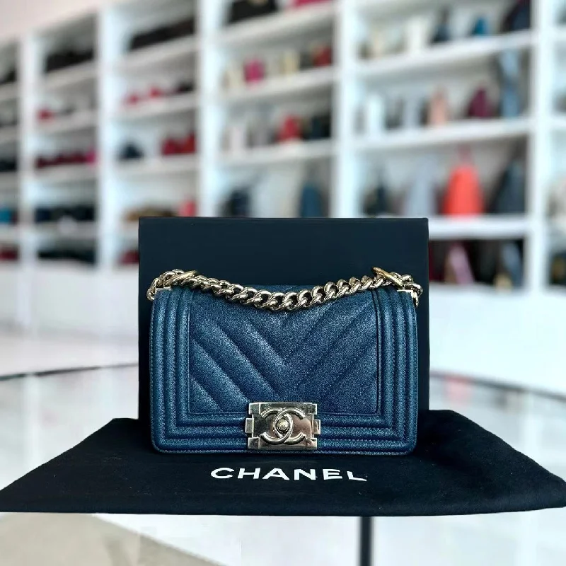 Chanel Handbag with Adjustable Strap for Comfort*Series 28, 2019* Caviar Boy Small 20CM Chevron Grained Calfskin Dark Blue Leboy Golden Hardware Series 28