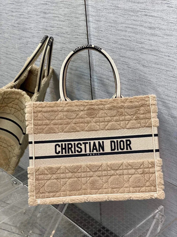 Christian Dior crossbody bags with a front - flap pocket for easy accessBC - Dior Bags - 1908