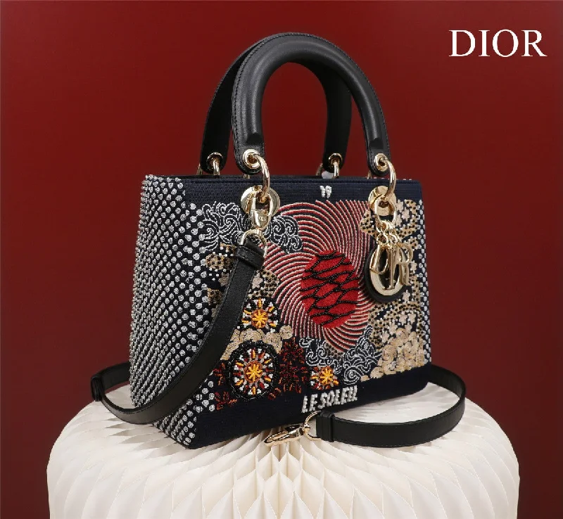 Christian Dior Saddle bags with a patent leather finish for a shiny lookChristian Dior - Luxury Bags  183