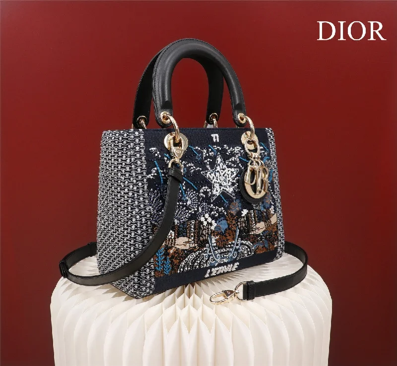 Christian Dior crossbody bags with a front - flap pocket for easy accessChristian Dior - Luxury Bags  185