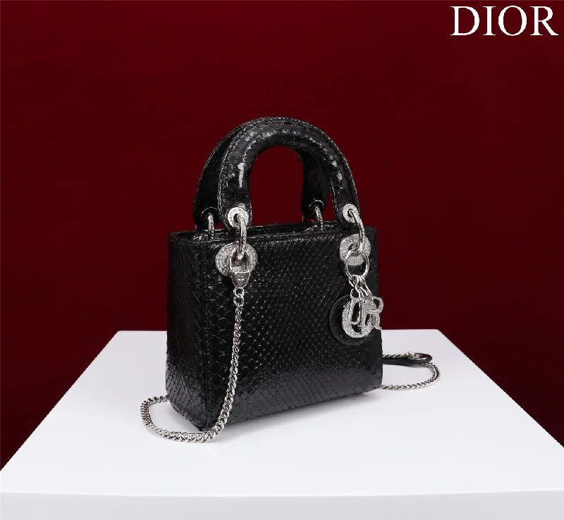 Stylish Christian Dior shoulder bags with a tassel - adorned zipperChristian Dior - Luxury Bags  190