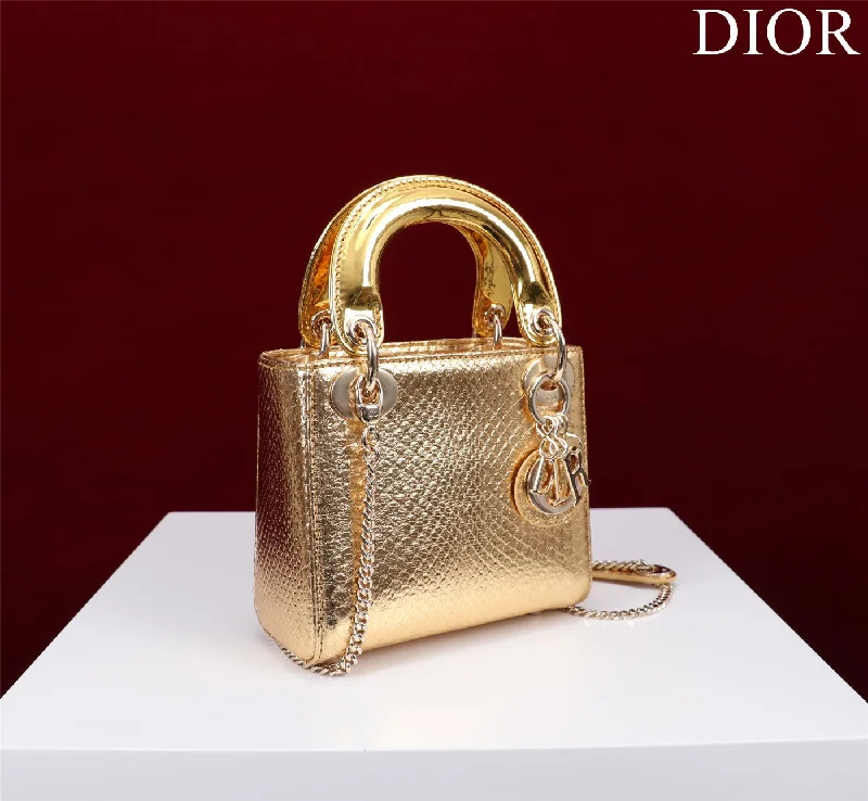 Trendsetting Christian Dior crossbody bags with a colorful strapChristian Dior - Luxury Bags  199