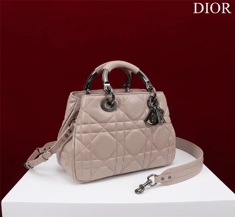 Christian Dior crossbody bags with a front - flap pocket for easy accessChristian Dior - Luxury Bags  209