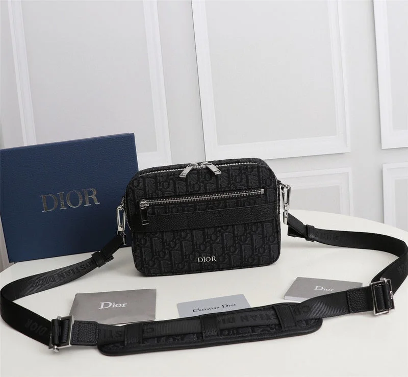 Stylish Christian Dior shoulder bags with a tassel - adorned zipperWF - Dior Bags - 054